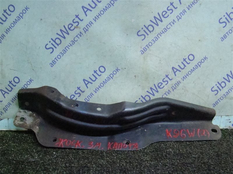 Накладка на телевизор MITSUBISHI MONTERO SPORT K96W 6G72 1998 (б/у)