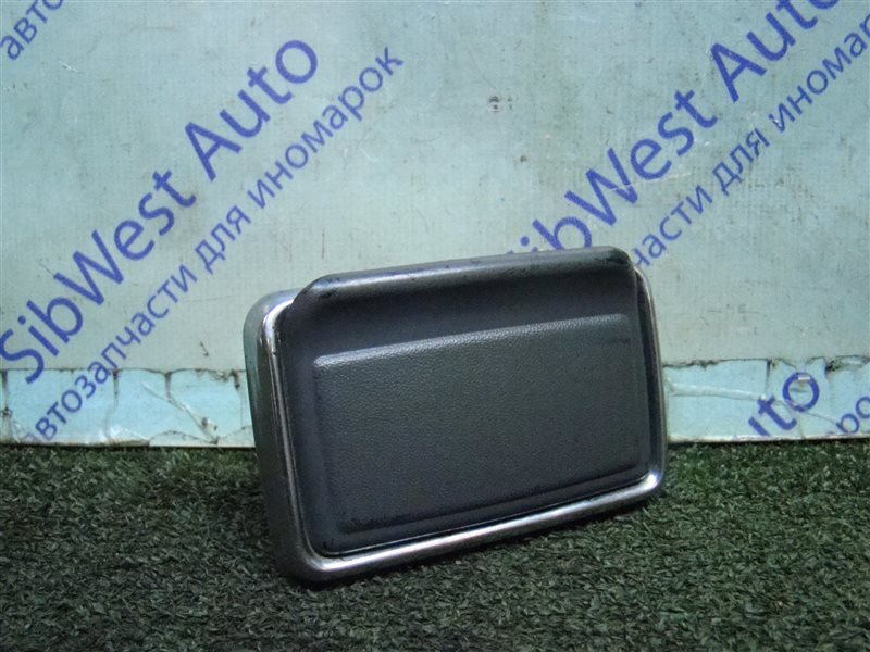 Пепельница MITSUBISHI MONTERO SPORT K96W 6G72 1998 задняя левая (б/у)