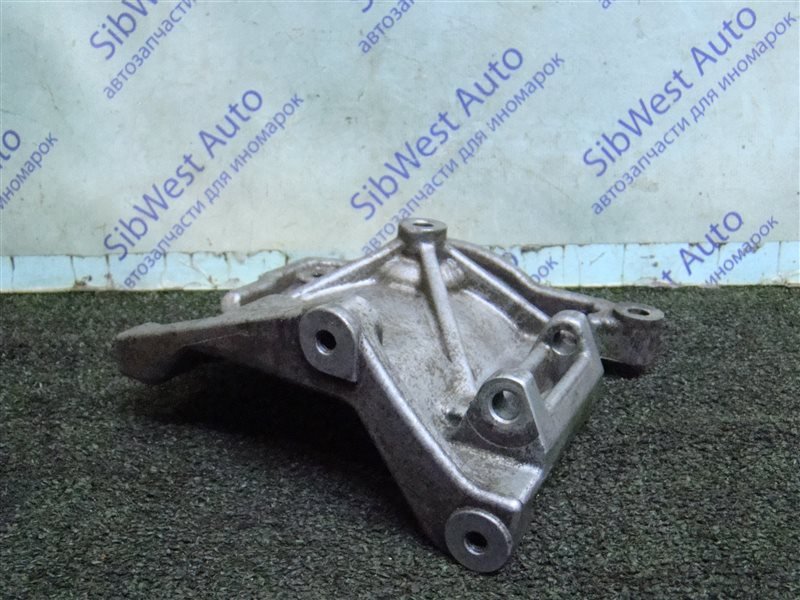 Крепление кондиционера MITSUBISHI MONTERO SPORT K96W 6G72 1998 (б/у)