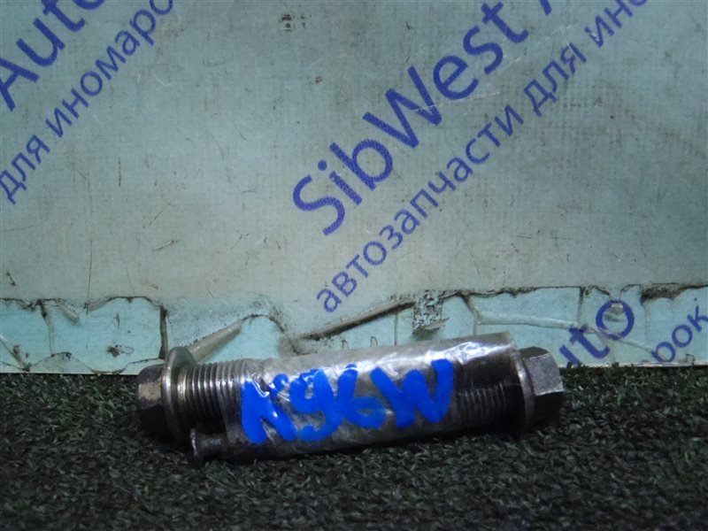 Направляющая суппорта MITSUBISHI MONTERO SPORT K96W 6G72 1998 передняя (б/у)