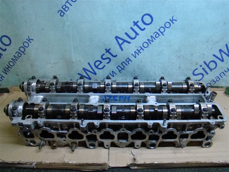 Головка блока цилиндров TOYOTA CROWN JZS141 1JZ-GE (б/у)