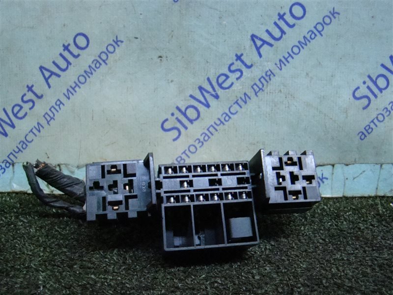 Блок предохранителей CHEVROLET BLAZER S15 B22NZ 1997 (б/у)