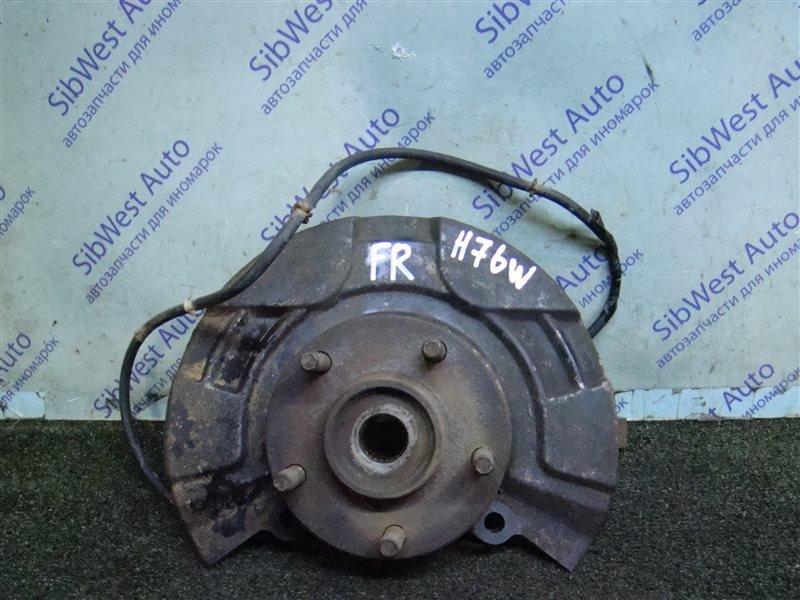 Ступица MITSUBISHI PAJERO IO H76W 4G93(GDI) 1999 передняя правая (б/у)