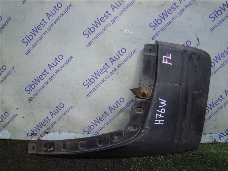 Брызговик MITSUBISHI PAJERO IO H76W 4G93(GDI) 1999 передний левый (б/у)