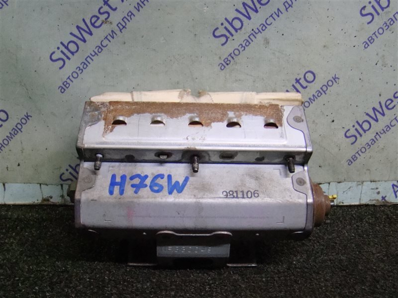 Airbag пассажирский MITSUBISHI PAJERO IO H76W 4G93(GDI) 1999 (б/у)