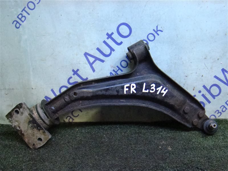 Рычаг нижний LAND ROVER FREELANDER L314 25K4F 2001 передний правый (б/у)
