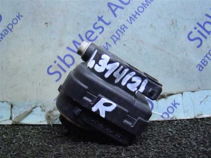 Корректор фары LAND ROVER FREELANDER L314 25K4F 2001 правый (б/у)