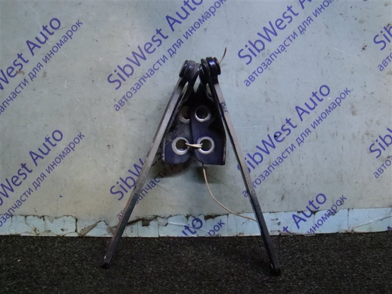 Петля капота LAND ROVER FREELANDER L314 25K4F 2001 (б/у)