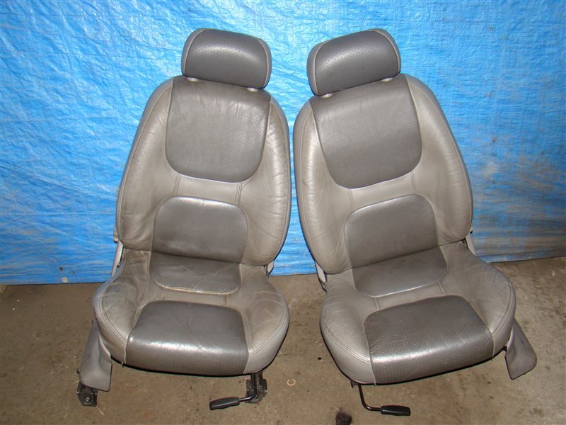 Сидение LAND ROVER FREELANDER L314 25K4F 2001 переднее (б/у)