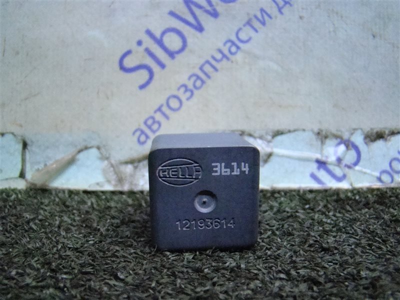 Реле CHEVROLET TAHOE GMT800 LM7 2003 (б/у)