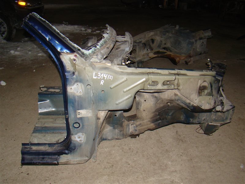 Лонжерон LAND ROVER FREELANDER L314 25K4F 2001 правый (б/у)
