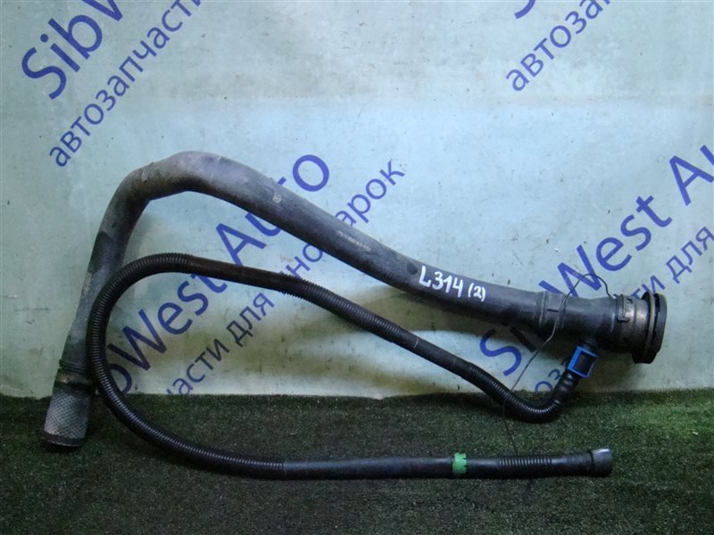 Горловина топливного бака LAND ROVER FREELANDER L314 25K4F 2001 (б/у)