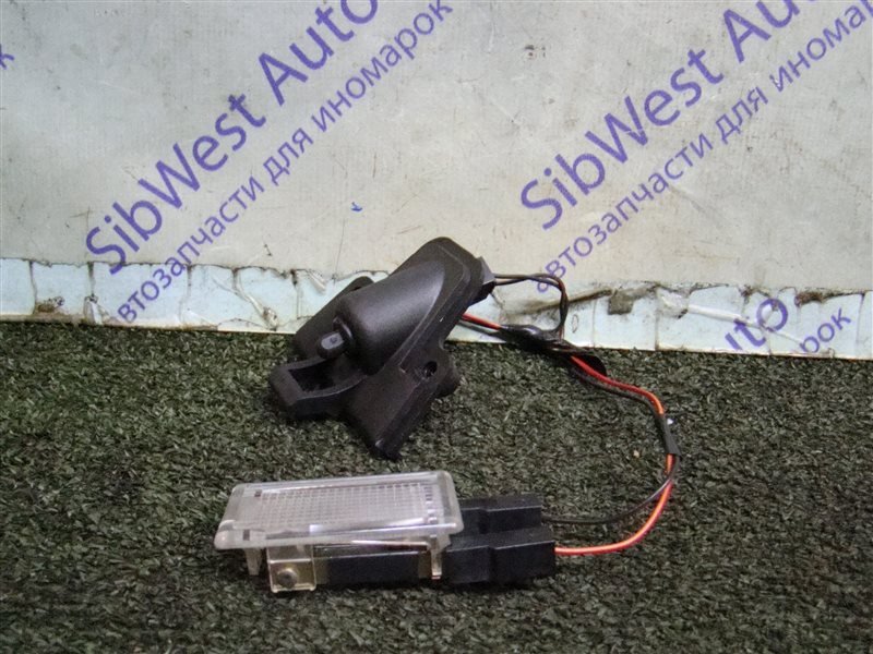 Плафон бардачка LAND ROVER FREELANDER L314 25K4F 2001 (б/у)