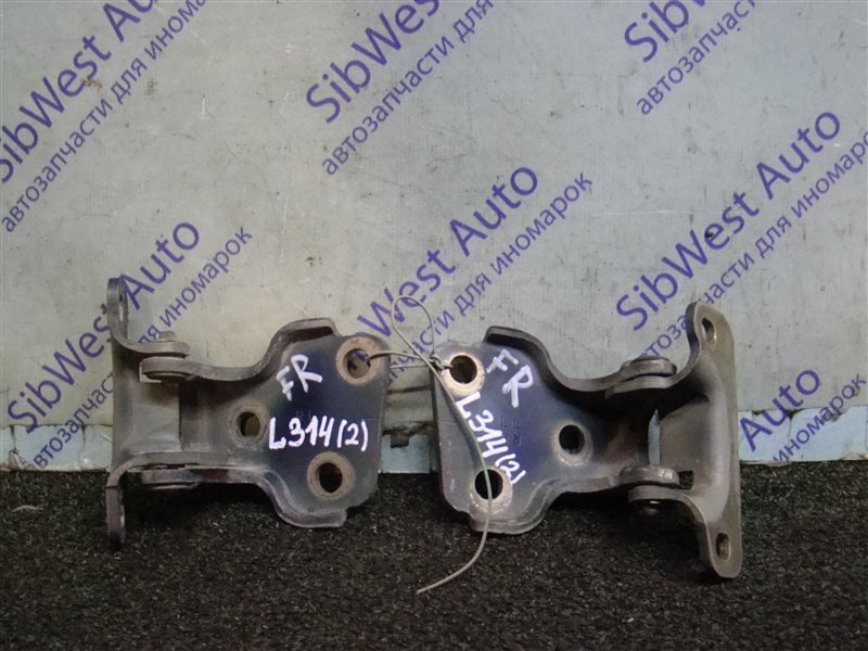 Петля дверная LAND ROVER FREELANDER L314 25K4F 2001 передняя правая (б/у)