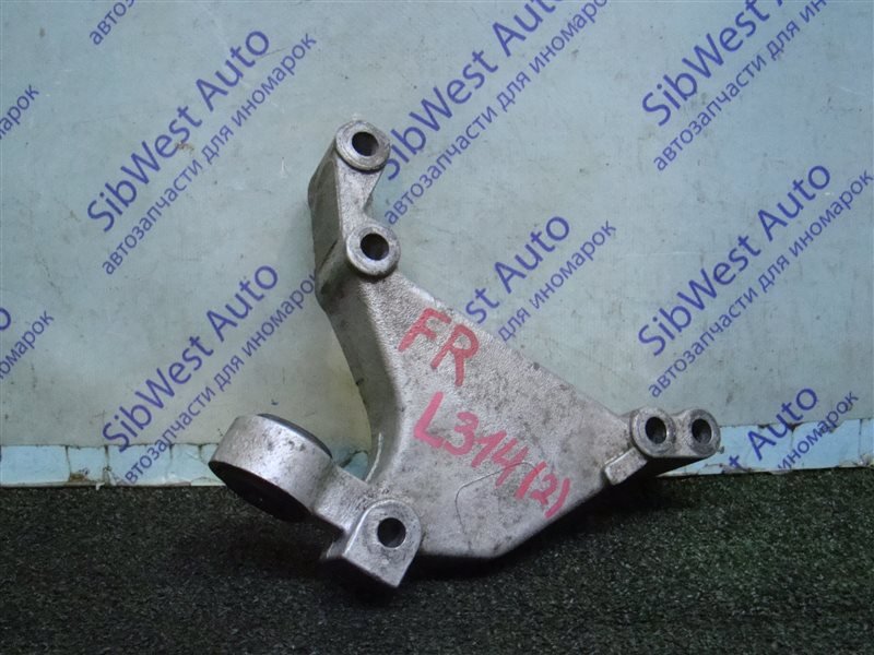 Кронштейн опоры двигателя LAND ROVER FREELANDER L314 25K4F 2001 передний правый (б/у)