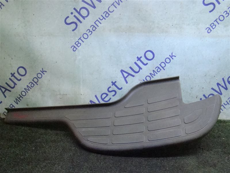 Накладка на бампер CHEVROLET TAHOE GMT800 LM7 2003 задняя правая (б/у)