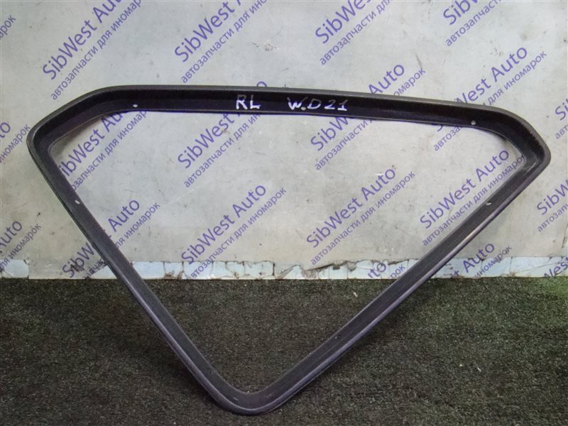 Молдинг стекла NISSAN PATHFINDER WD21 VG30I 1989 USA задний левый (б/у)
