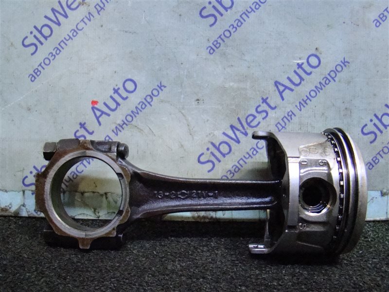 Поршень NISSAN PATHFINDER WD21 VG30I 1989 USA (б/у)