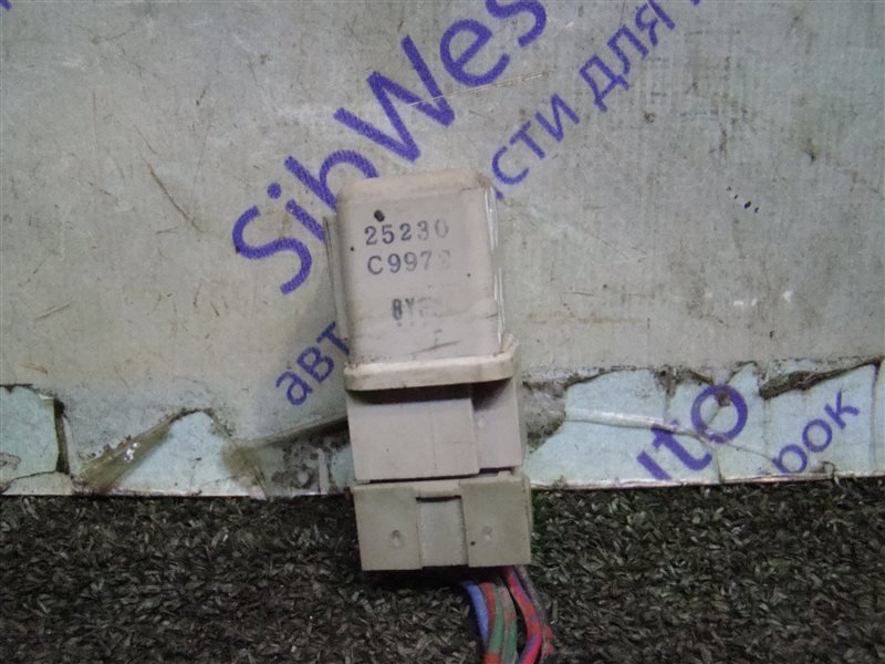 Реле NISSAN PATHFINDER WD21 VG30I 1989 USA (б/у)