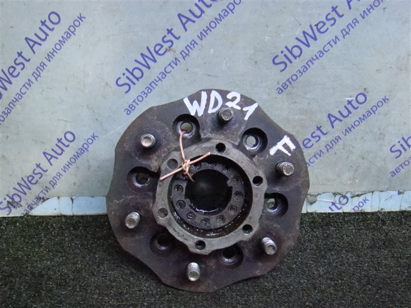 Ступица NISSAN PATHFINDER WD21 VG30I 1989 USA передняя (б/у)