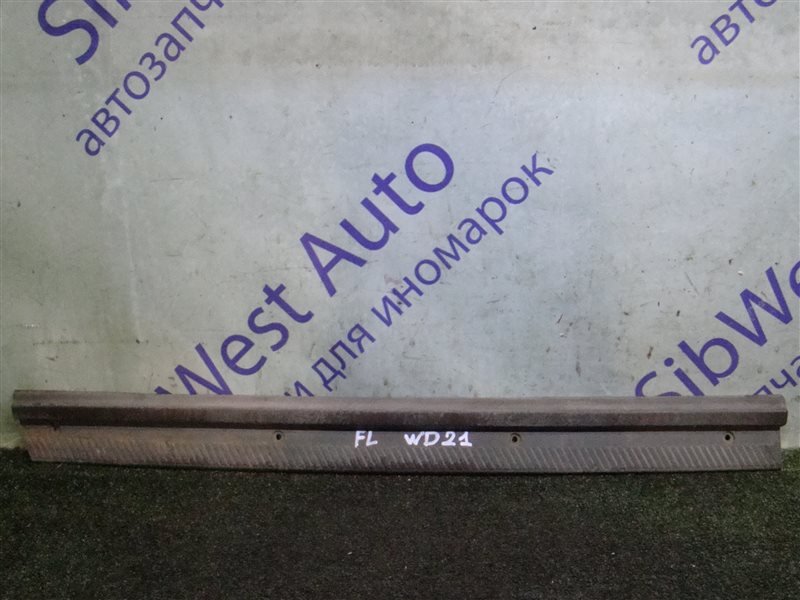 Порожек пластиковый NISSAN PATHFINDER WD21 VG30I 1989 USA передний левый (б/у)