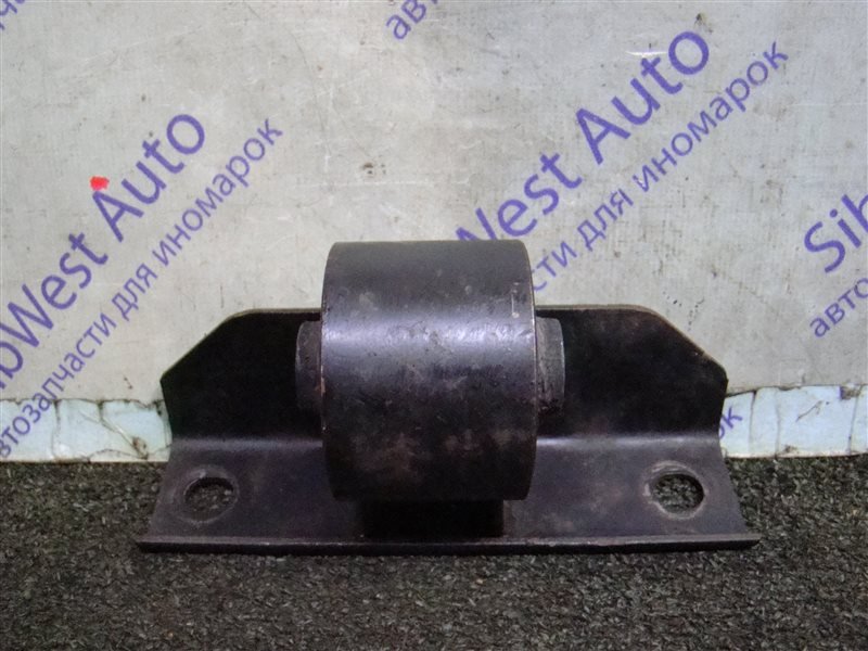 Подушка редуктора NISSAN PATHFINDER WD21 VG30I 1989 USA (б/у)