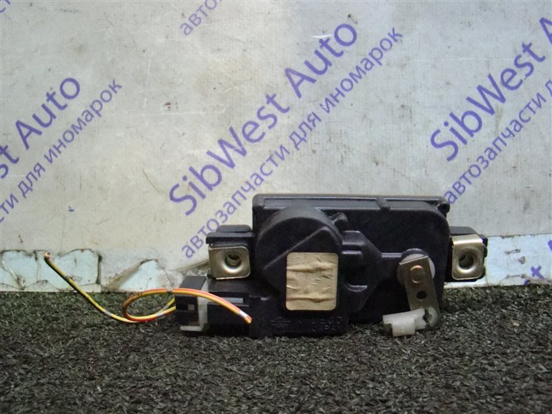 Электропривод замка багажника NISSAN PATHFINDER WD21 VG30I 1989 USA (б/у)