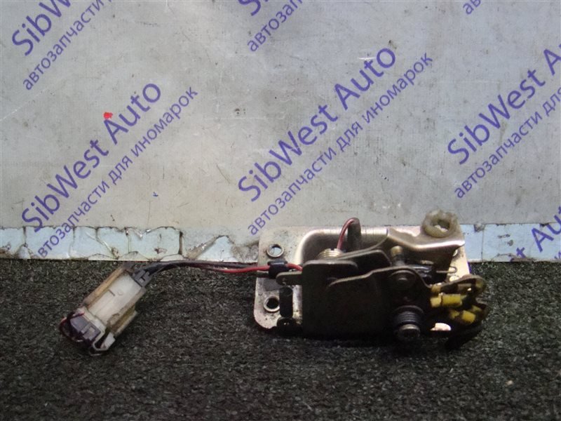 Замок багажника NISSAN PATHFINDER WD21 VG30I 1989 USA (б/у)