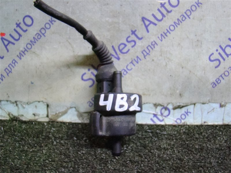 Клапан вентиляции топливного бака AUDI A6 4B2 APR 1999 (б/у)