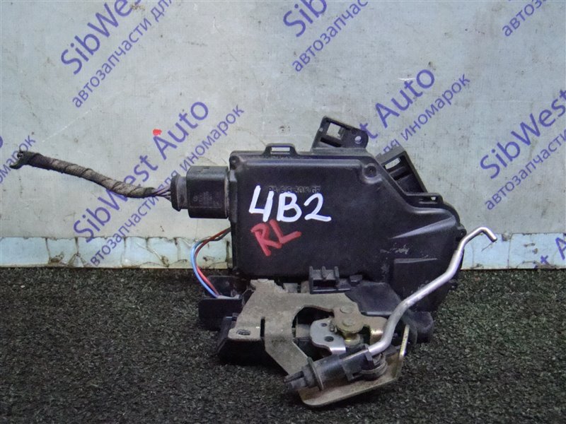 Замок двери AUDI A6 4B2 APR 1999 задний левый (б/у)