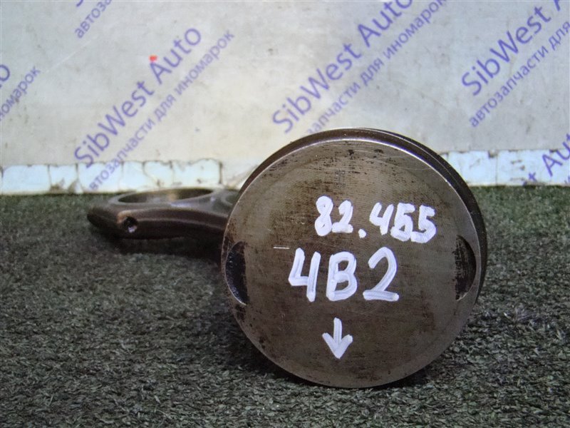 Поршень AUDI A6 4B2 APR 1999 (б/у)