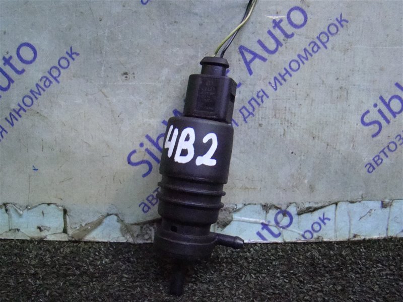 Насос омывателя AUDI A6 4B2 APR 1999 (б/у)