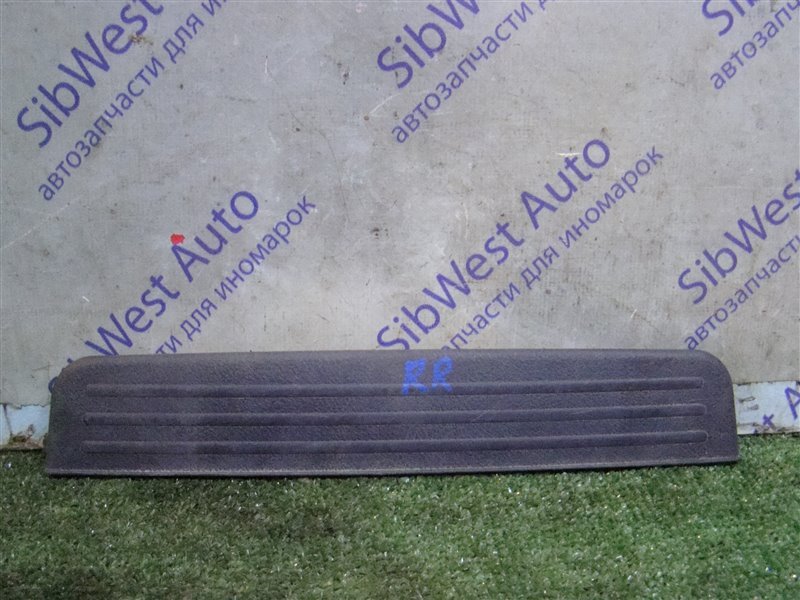 Порожек пластиковый TOYOTA ALLION ZRT260 2ZR-FE 2008 задний правый (б/у)