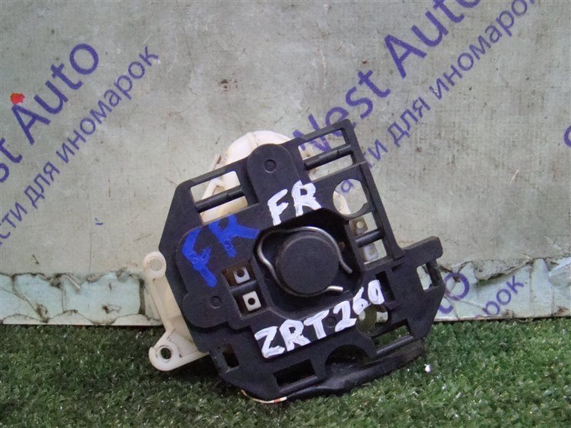 Зеркало TOYOTA ALLION ZRT260 2ZR-FE 2008 правое (б/у)