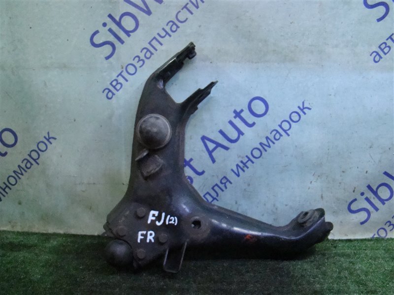 Рычаг нижний SSANGYONG MUSSO FJ OM661 2002 передний правый (б/у)