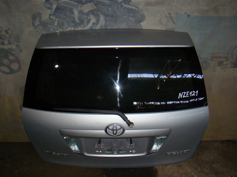 Дверь 5-я TOYOTA COROLLA FILDER NZE121 1NZ-FE 2006 (б/у)