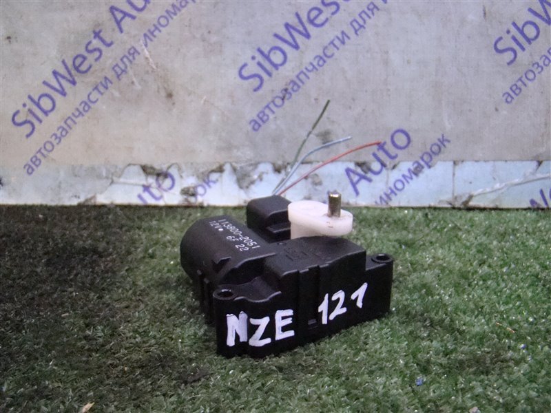 Сервопривод заслонок печки TOYOTA COROLLA FILDER NZE121 1NZ-FE 2006 (б/у)