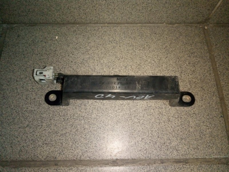 Запчасть антенна бесключевого доступа задняя Toyota Camry 2006 ACV40 2AZFE 8999741010 контрактная Антенна бесключевого доступа задняя Toyota Camry 2006 ACV40 2AZFE 8999741010 контрактная