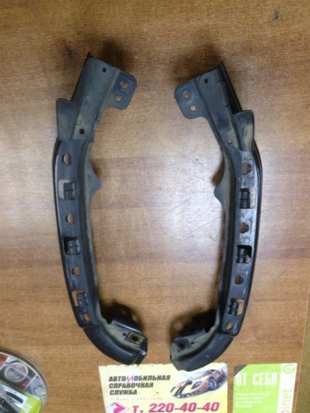 Планка под фару передняя Subaru Forester 2005-2008 SG5 контрактная