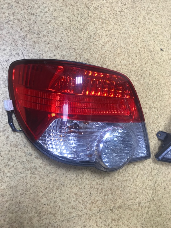 Фонарь стоп-сигнала задний Subaru Impreza GG2