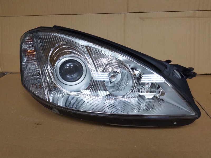 Фара передняя правая Mercedes-benz S350 2007 w221 Б/У