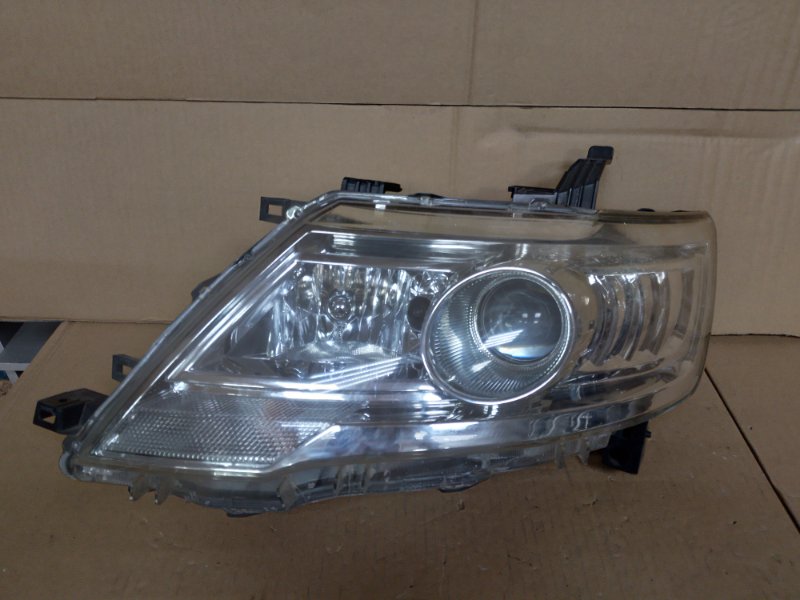 Фара передняя левая Nissan Serena 2010 c25 260101GK1A контрактная