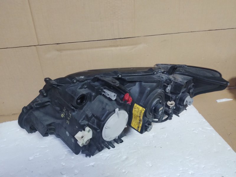 Фара передняя правая RX270 2009-2011 AGL10