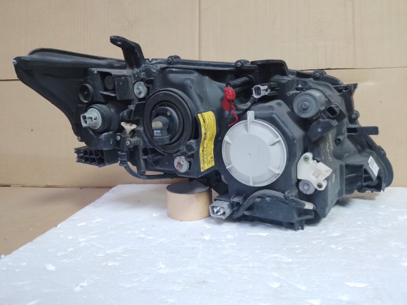 Фара передняя левая RX270 2009-2011 AGL10