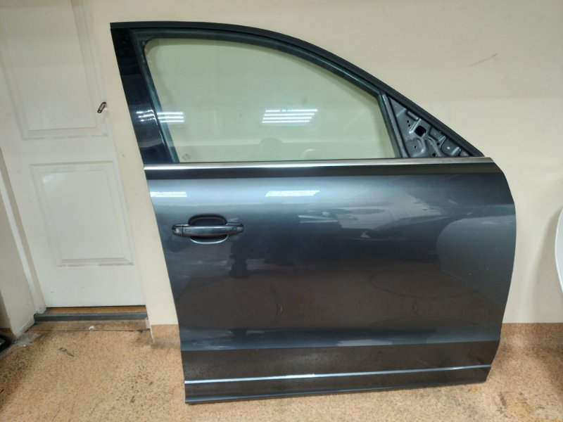 Запчасть дверь боковая передняя правая Audi Q5 2013 2013 Audi Q5 8R0831052E контрактная Дверь боковая передняя правая Audi Q5 2013 2013 Audi Q5 8R0831052E контрактная