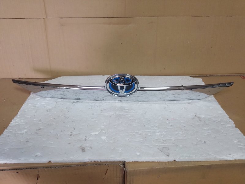 Молдинг крышки багажника Toyota Camry 7680106820 ASV50 задний Toyota Camry 2013 ACV50 2ARFE 7680133150 Б/У
