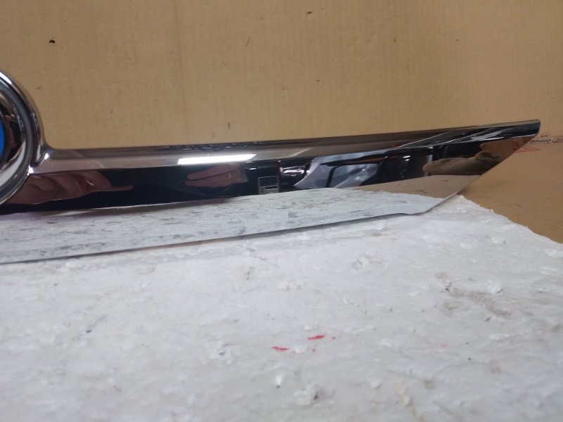 Молдинг крышки багажника Toyota Camry 7680106820 ASV50 задний Camry 2013 ACV50 2ARFE