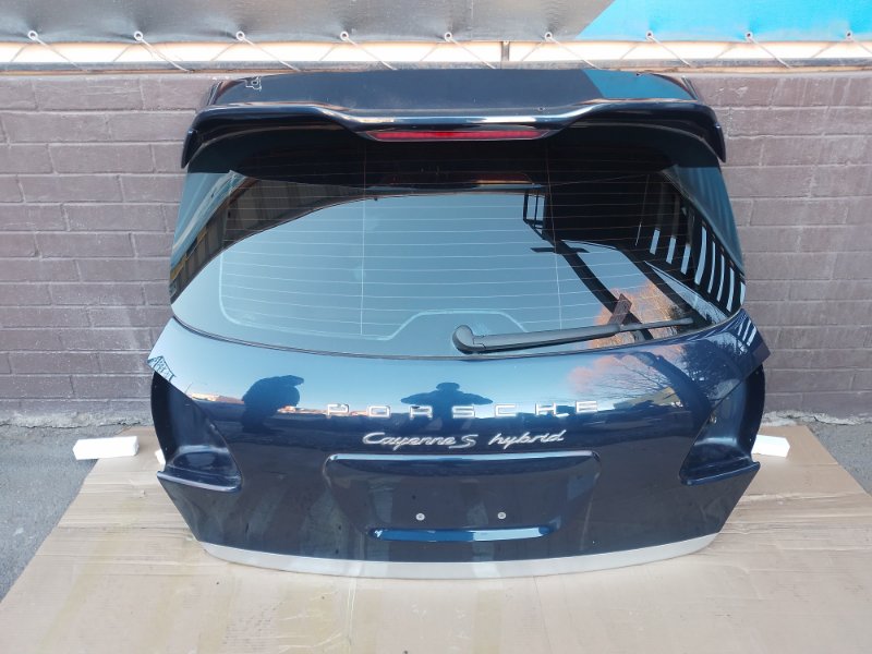 Запчасть дверь багажника задняя Porsche Cayenne 2013 958 95851201105 контрактная Дверь багажника задняя Porsche Cayenne 2013 958 95851201105 контрактная