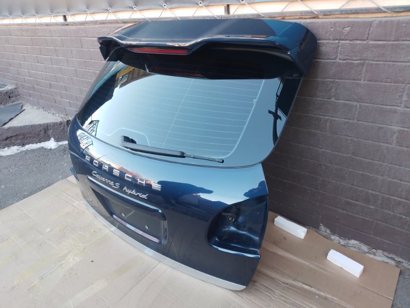 Дверь багажника задняя Porsche Cayenne 958 Дверь багажника задняя Porsche Cayenne 958