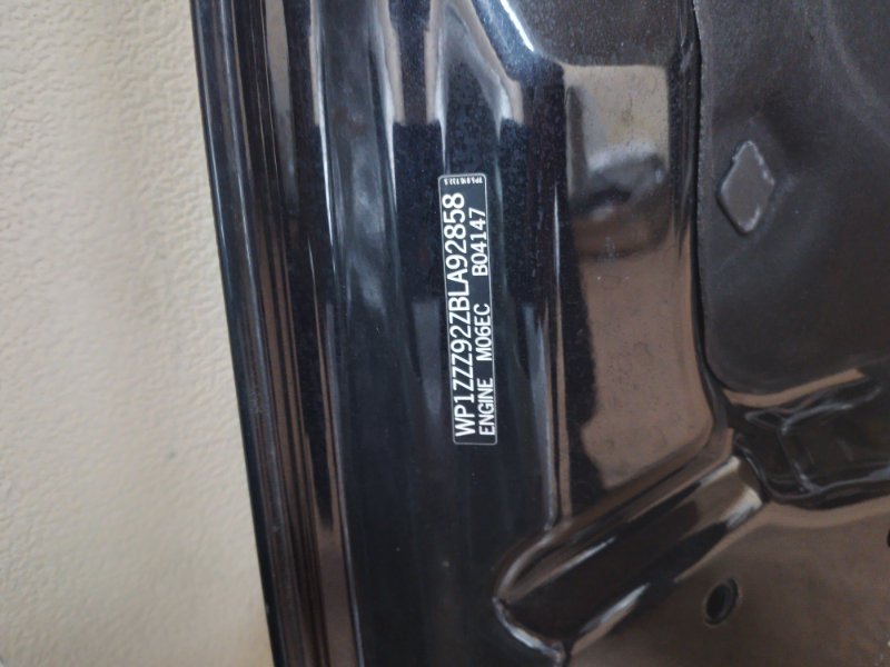 Капот Cayenne 2012 958 Капот Cayenne 2012 958